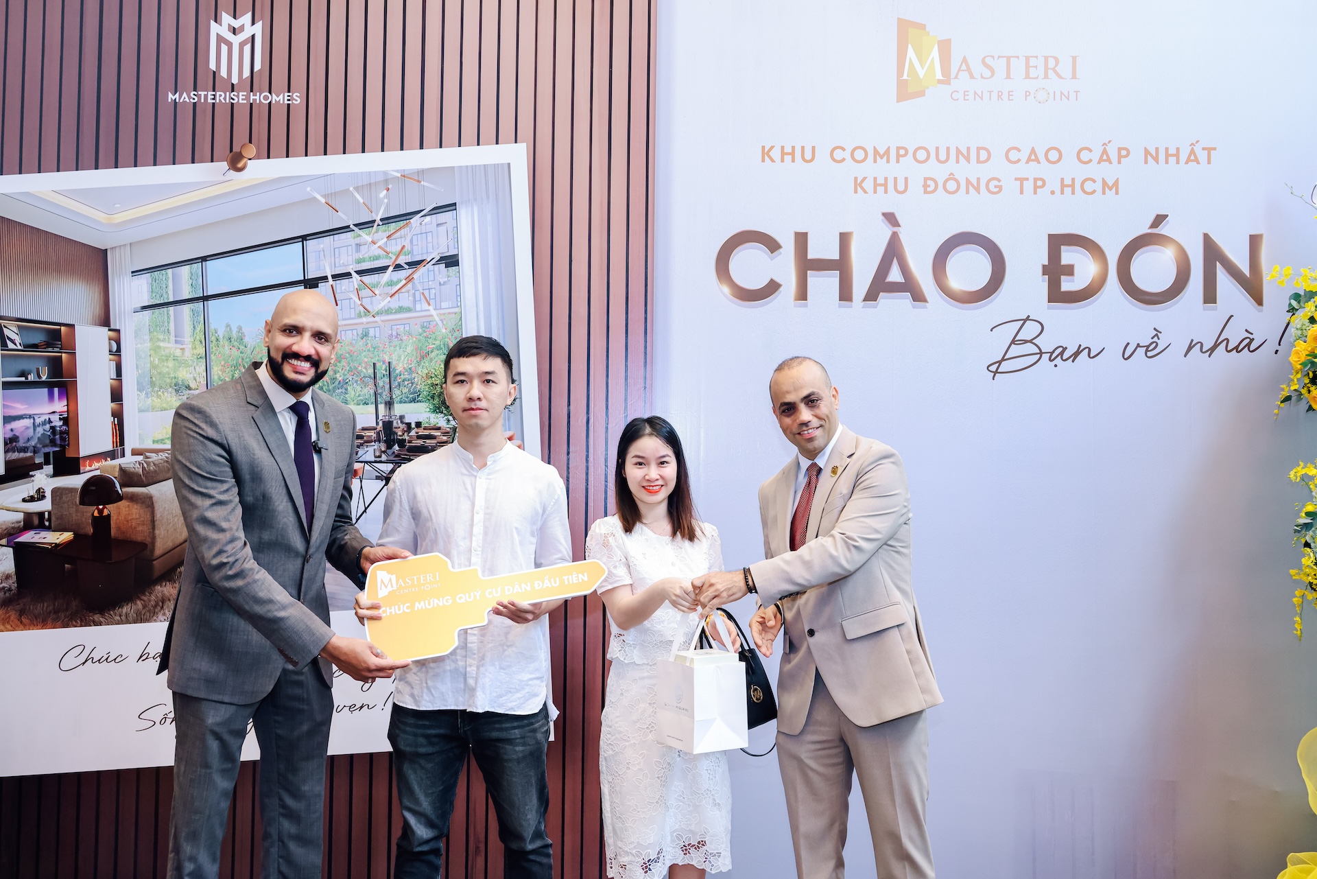 Giá Bán Căn Hộ Masterise Homes Mới Nhất 2025: Giá Bao Nhiêu, Mua Ở Đâu? 2 Giá Bán Căn Hộ Masterise Homes Mới Nhất tại Hà Nội, Đà Nẵng, Hồ Chí Minh