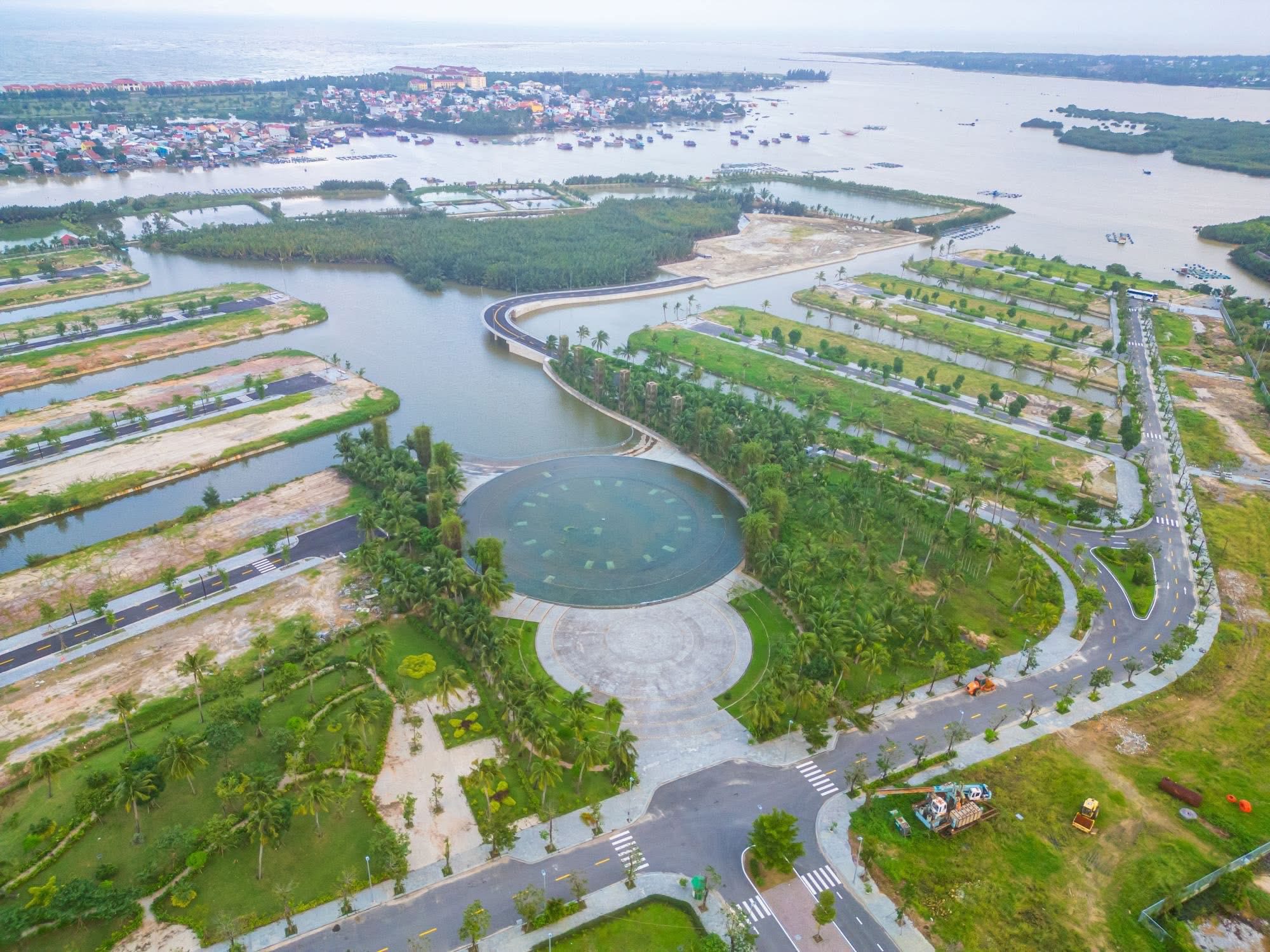 Tiến độ xây dựng và hạ tầng khu đô thị Casamia Balanca Hội An hiện nay 3 Khu biệt thự mặt sông Casamia Balanca Hội An đã xong hạ tầng và chuẩn bị thi công xây dựng